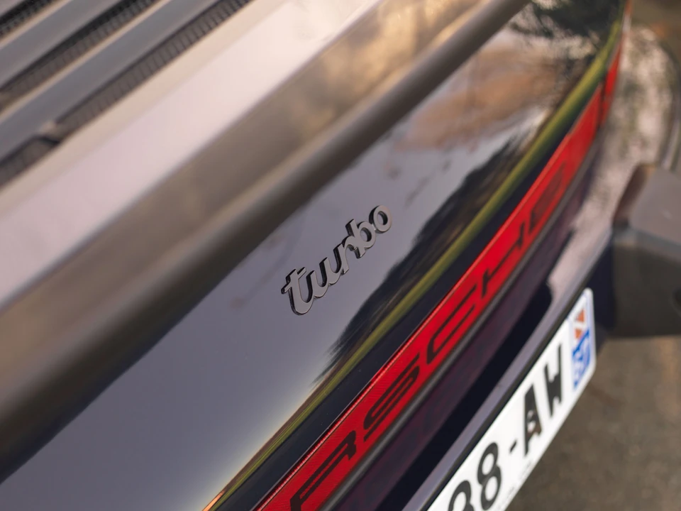 Porsche 930 Turbo - Image 15 of 15