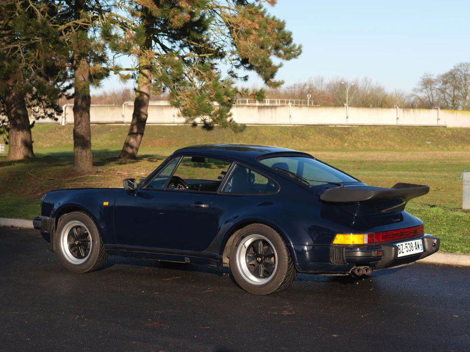 Porsche 930 Turbo - Image 5 of 15