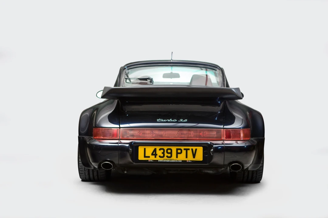 Porsche 964 Turbo - Image 5 of 11