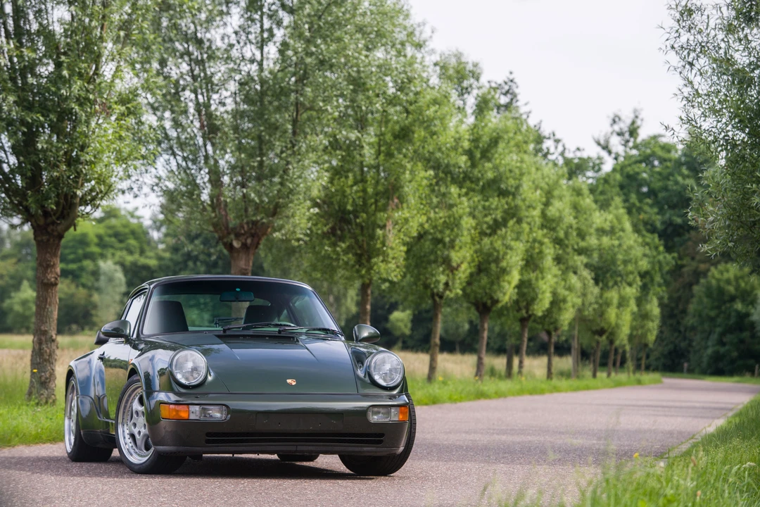 Porsche 964 Turbo - Image 15 of 31
