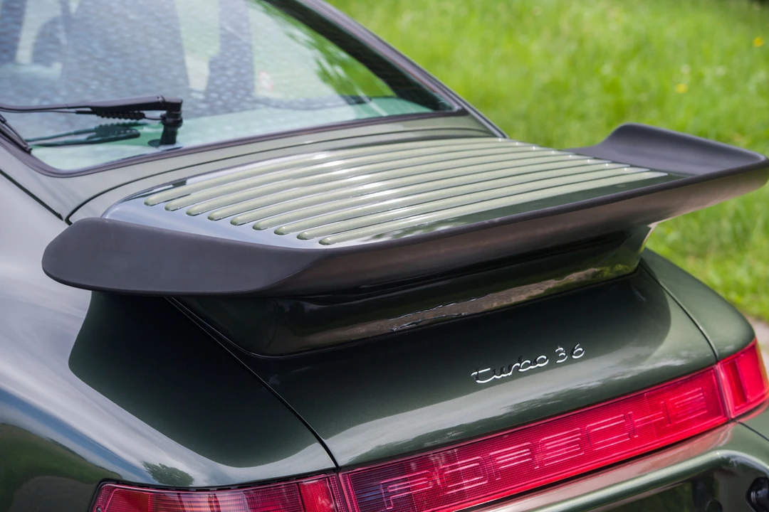 Porsche 964 Turbo - Image 12 of 31