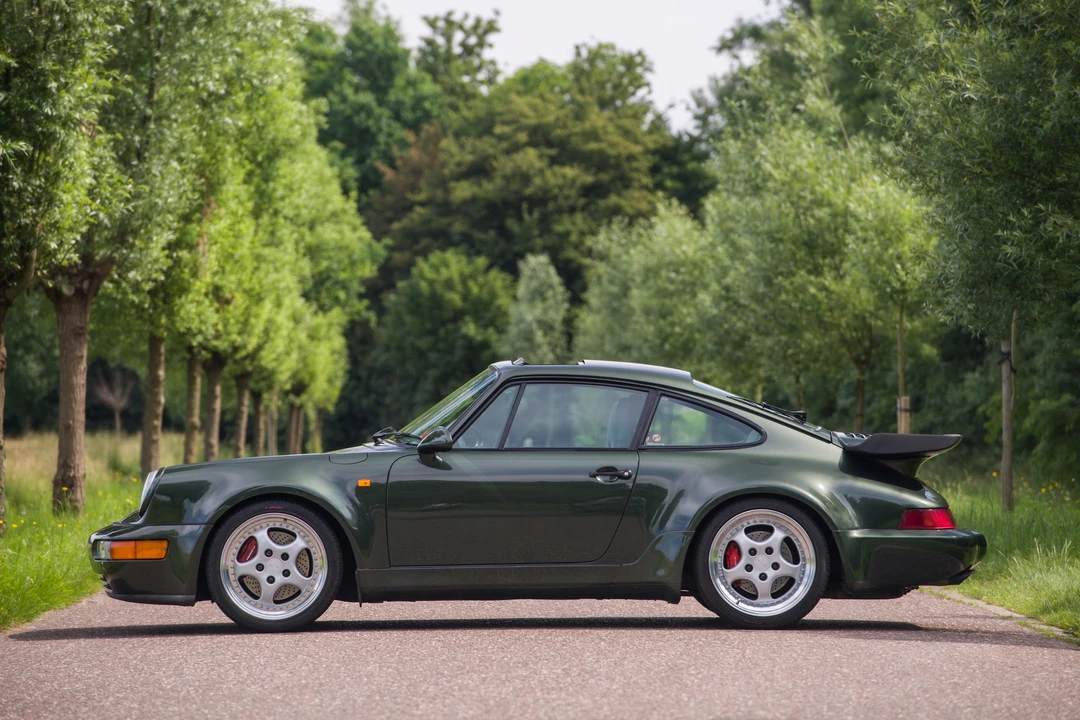 Porsche 964 Turbo - Image 6 of 31