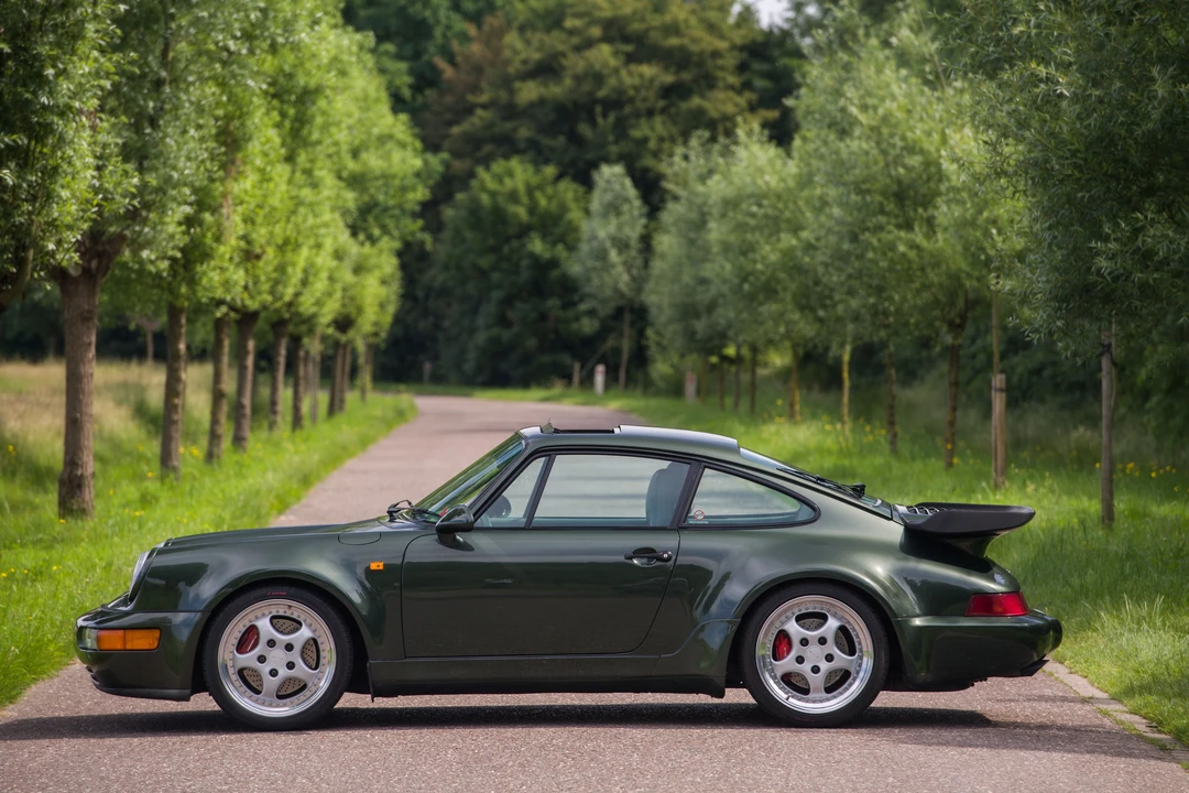Porsche 964 Turbo - Image 20 of 31