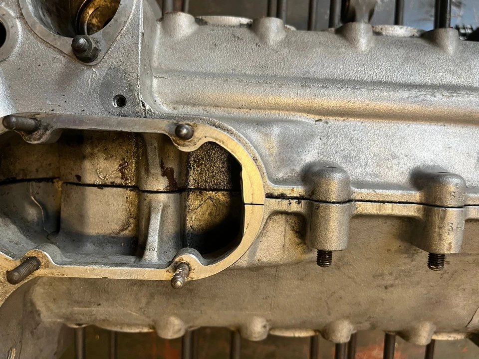 Parts & Memorabilia Engines - Image 12 of 31