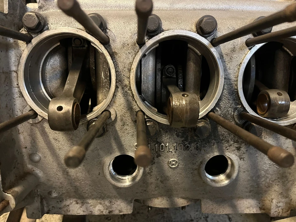 Parts & Memorabilia Engines - Image 23 of 31