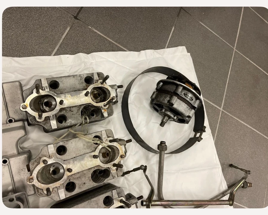 Parts & Memorabilia Engines - Image 29 of 31