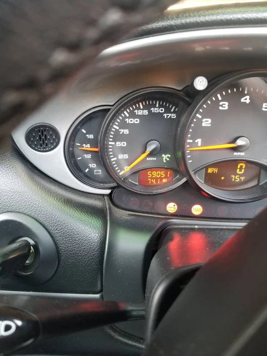 2001 Porsche 996 Carrera - Image 13 of 13