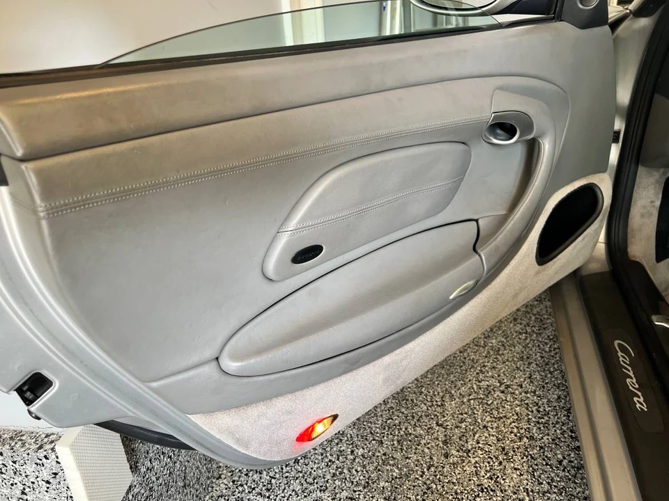 1999 Porsche 996 Carrera - Image 8 of 13