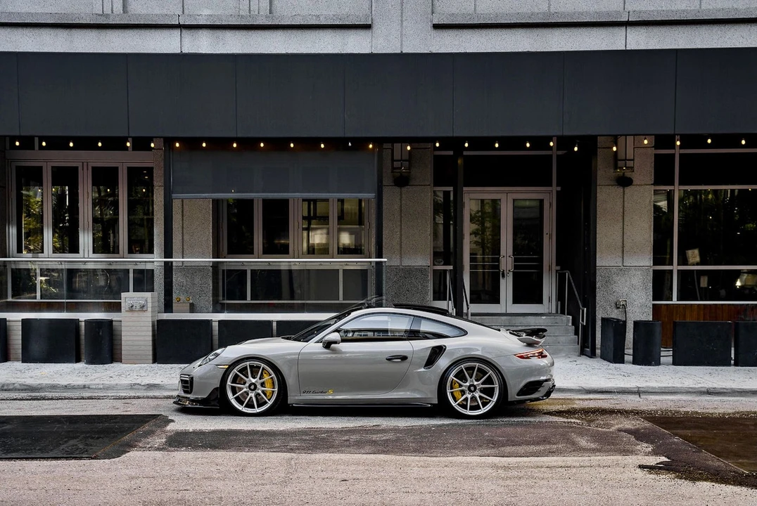 2017 Porsche 991 Turbo S - Image 18 of 19