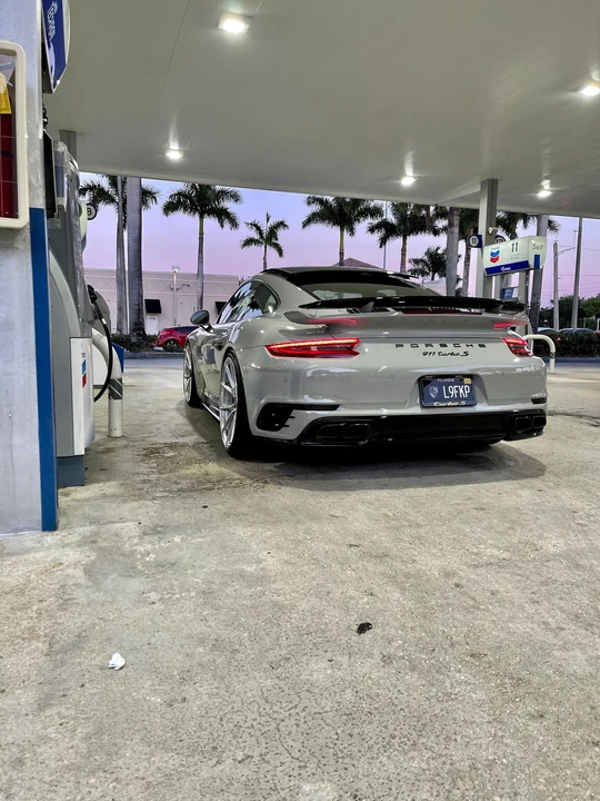 2017 Porsche 991 Turbo S - Image 16 of 19