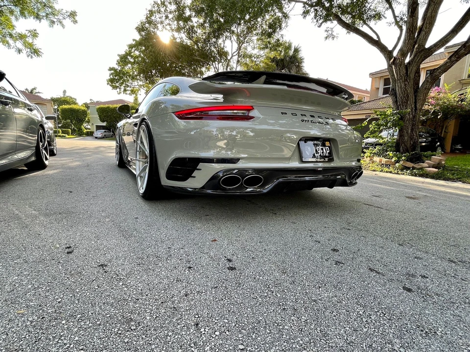 2017 Porsche 991 Turbo S - Image 9 of 19