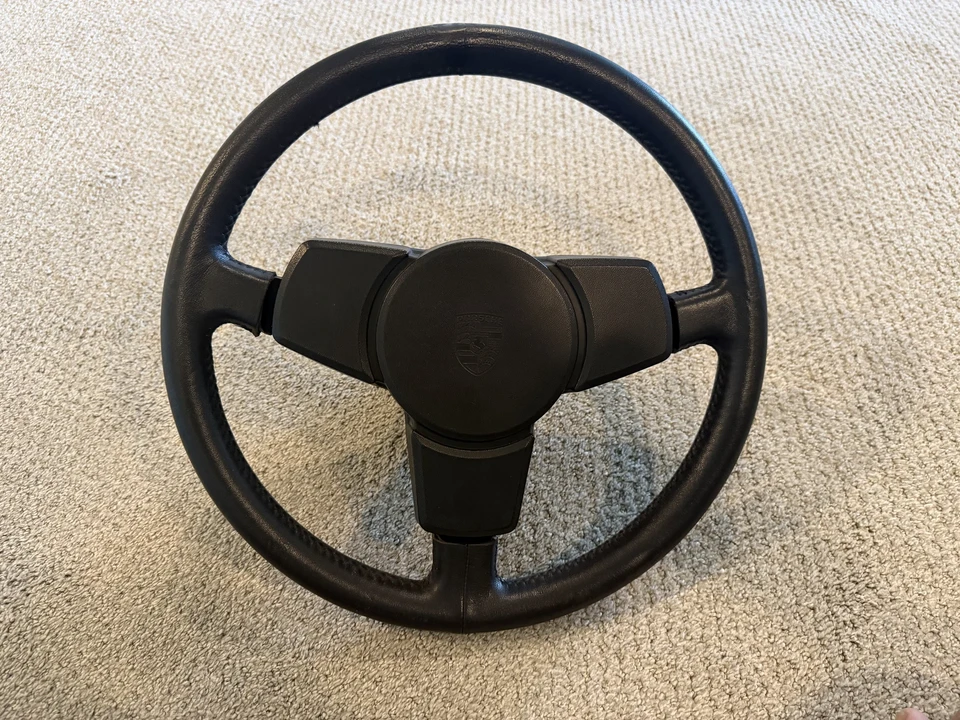 Porsche 944 - Image 21 of 21