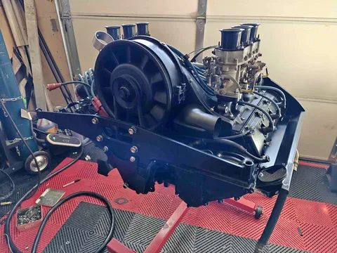Porsche 911T 2.2L Engine