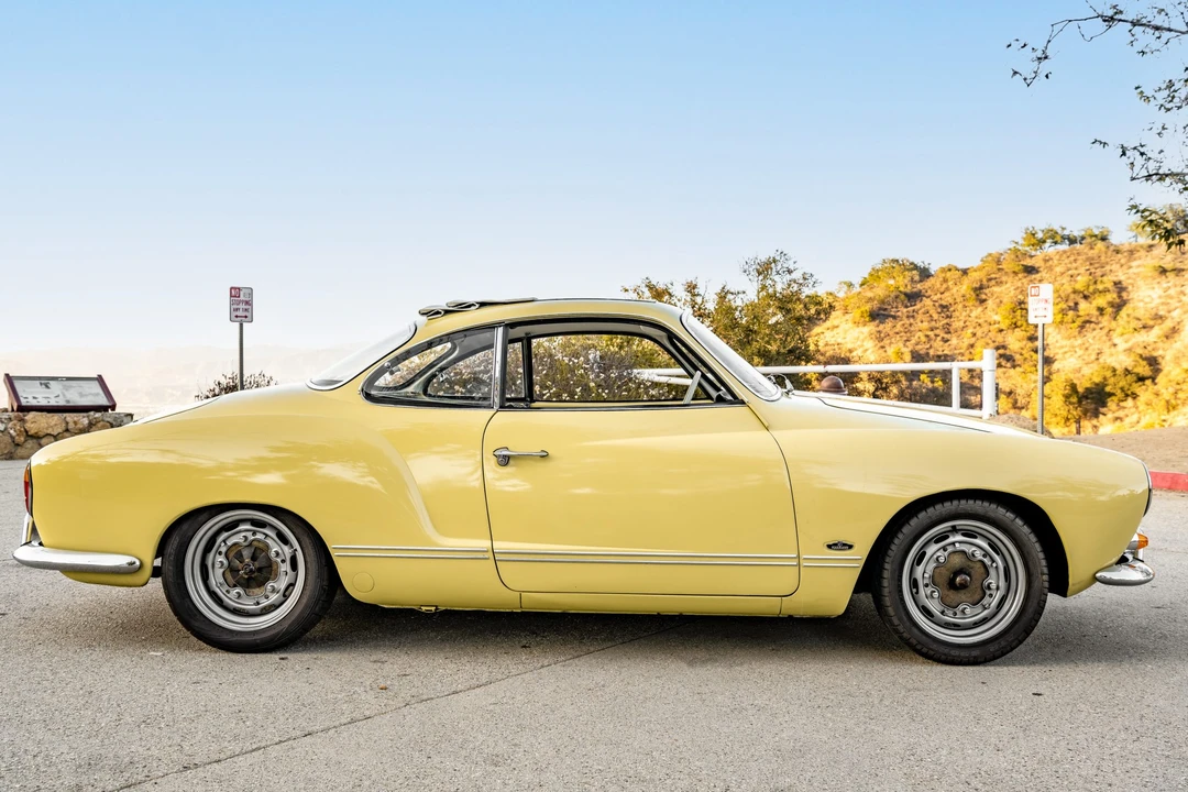 1964 Volkswagen Karmann Ghia Type 14 - Image 8 of 31