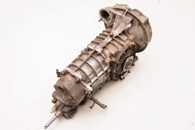 Parts & Memorabilia Gearboxes - Image 2 of 4