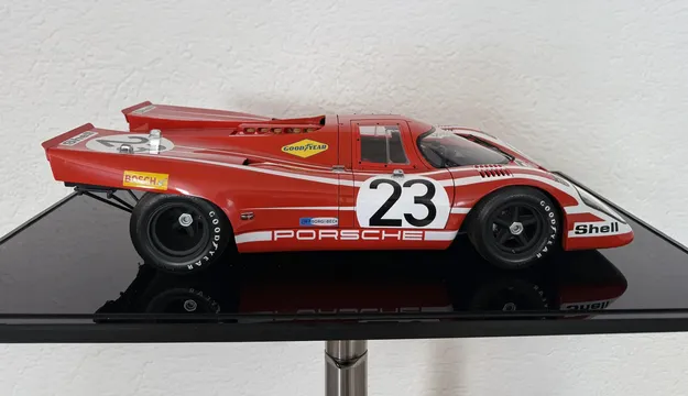 Porsche 917 Salzburg 1970 Le Mans Winner 1:8 Scale Model