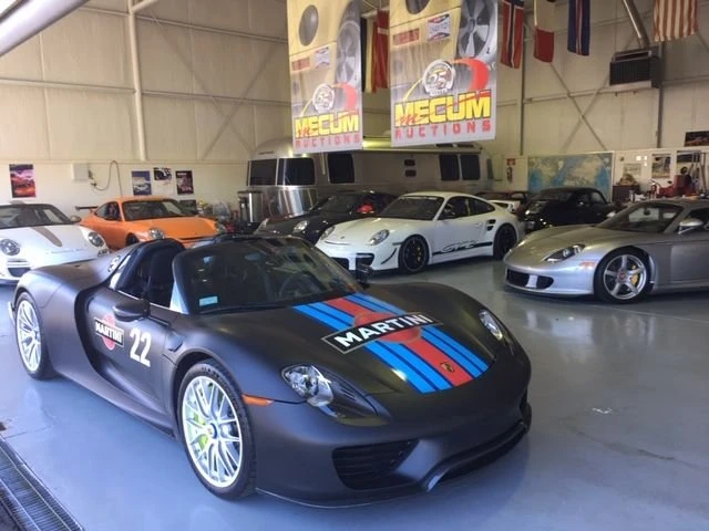 2015 Porsche 918 Spyder - Image 8 of 9