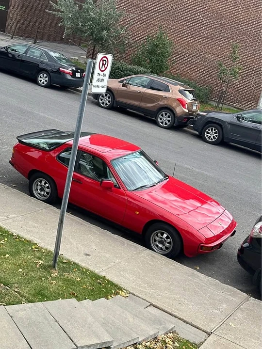 Porsche 924 - Image 3 of 4