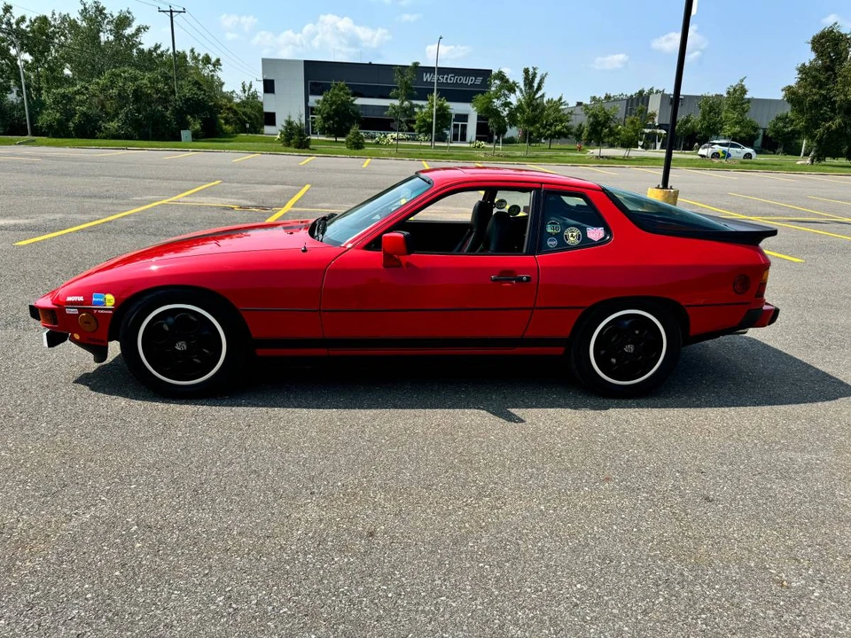 1987 Porsche 924 S - Image 16 of 22
