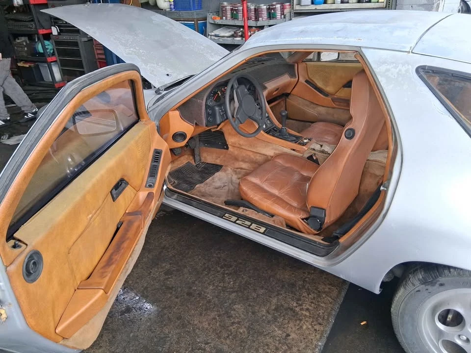 1979 Porsche 928 - Image 4 of 10
