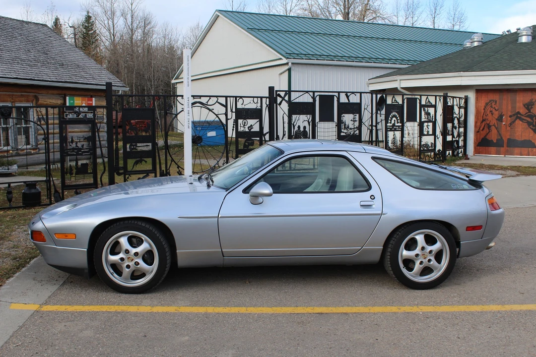 1993 Porsche 928 GTS - Image 2 of 8
