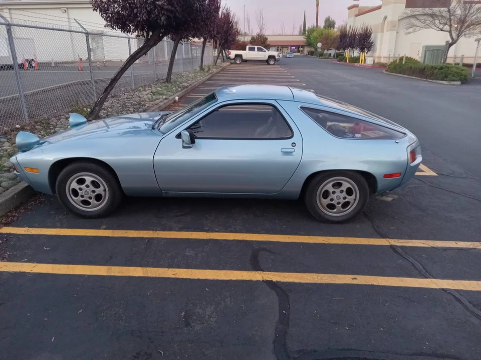 1980 Porsche 928 - Image 3 of 12