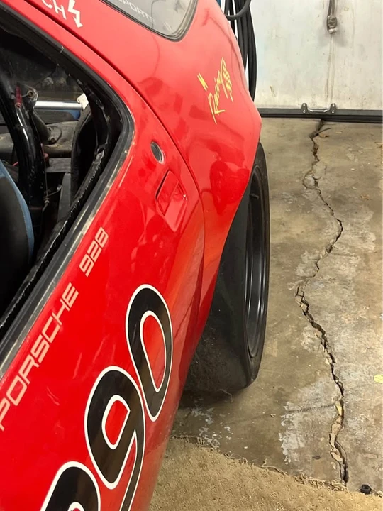 1985 Porsche 928 - Image 10 of 10