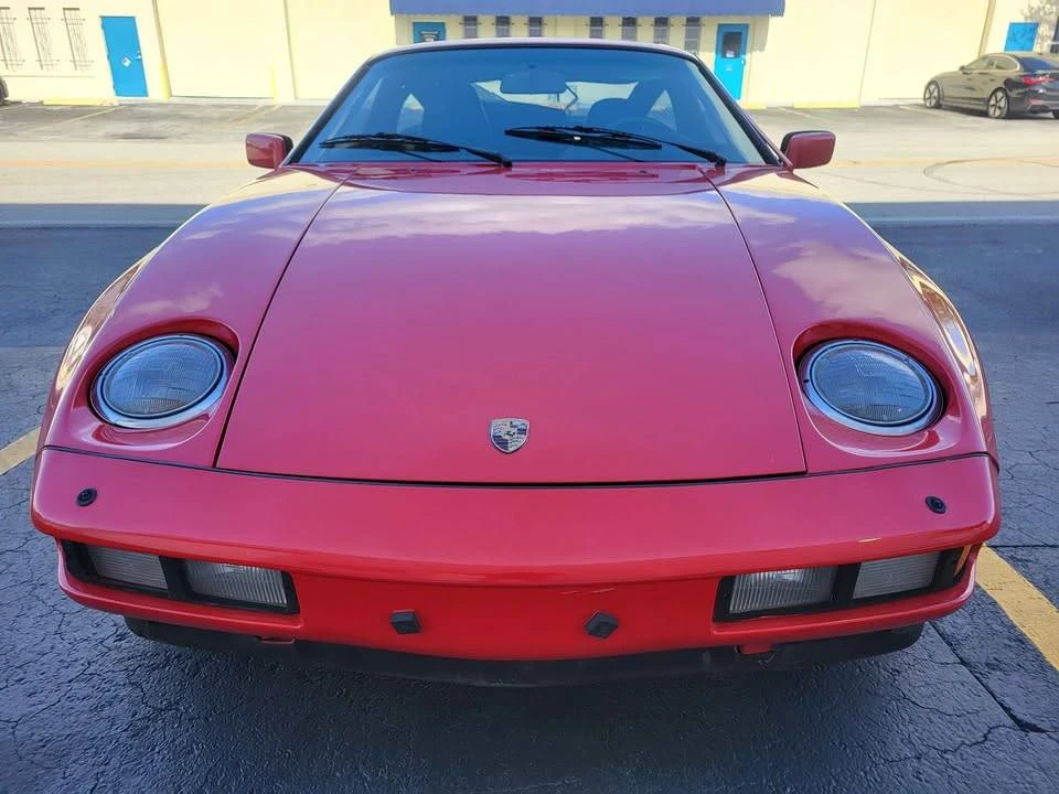 1984 Porsche 928 S - Image 6 of 23