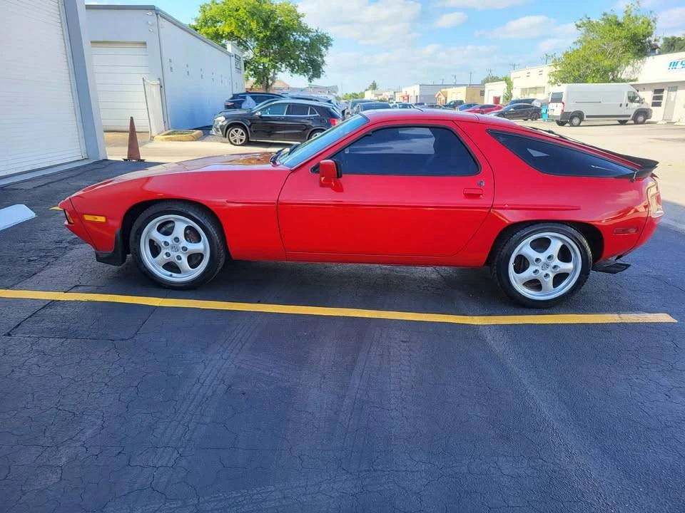 1984 Porsche 928 S - Image 4 of 23