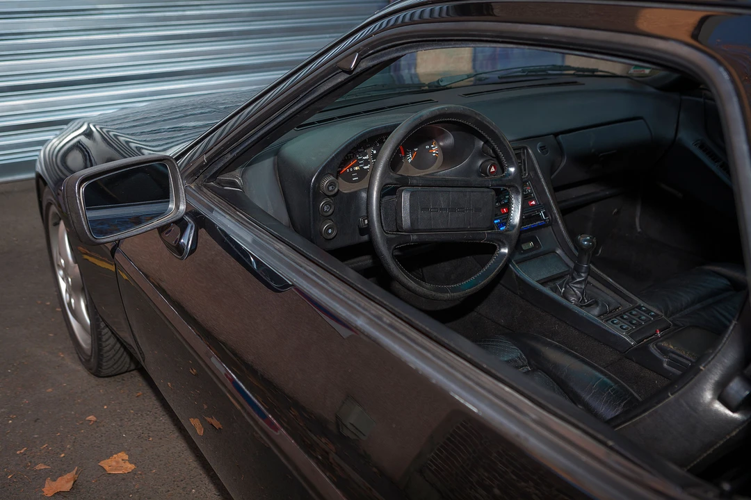 Porsche 928 S - Image 11 of 28