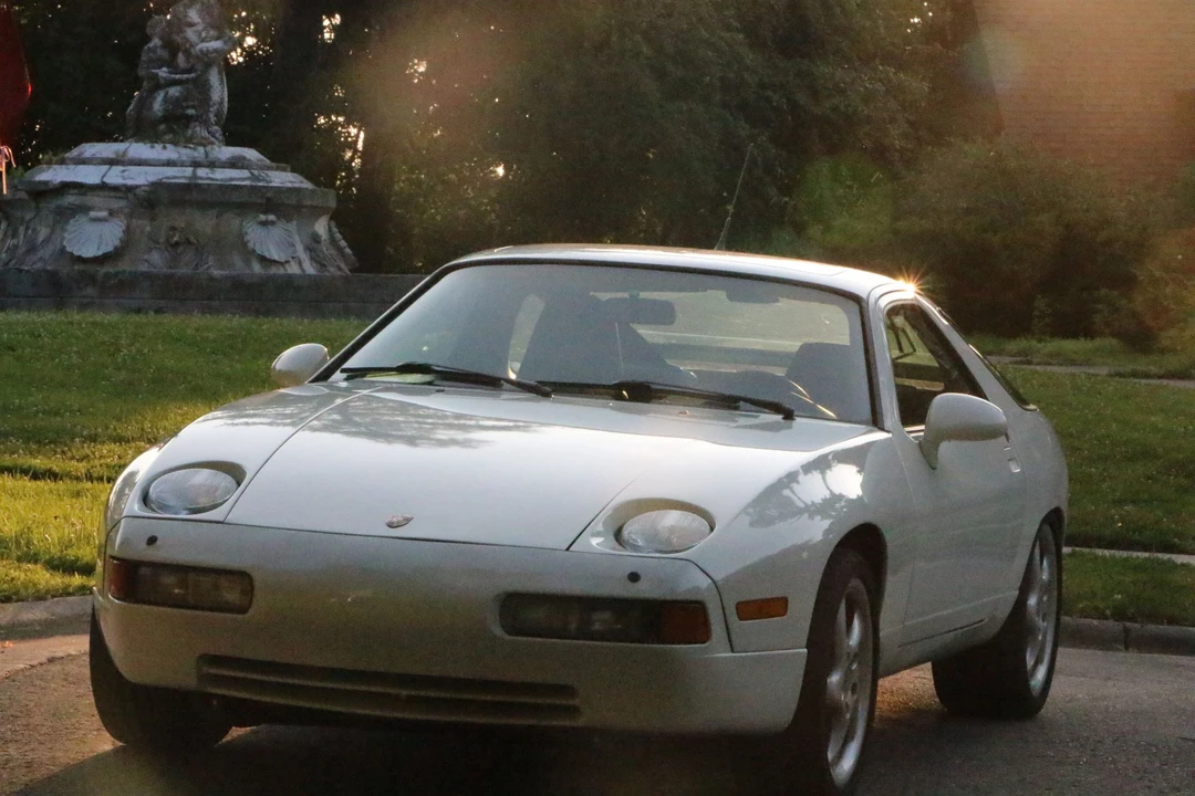 1990 Porsche 928 S4 - Image 5 of 31
