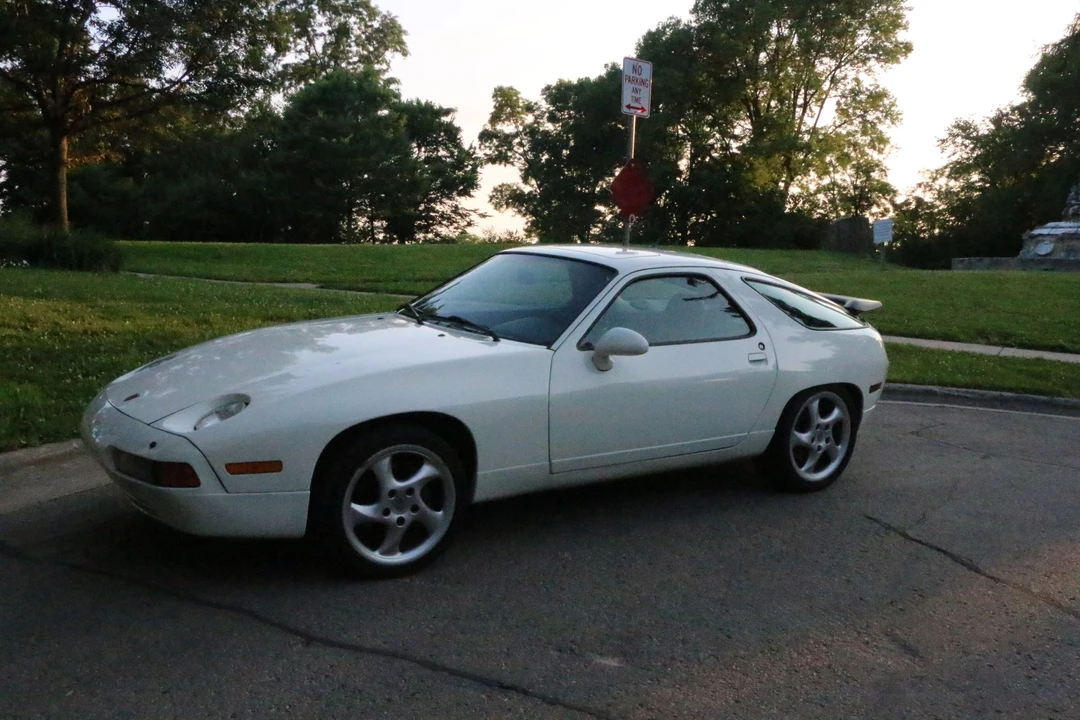 1990 Porsche 928 S4 - Image 25 of 31