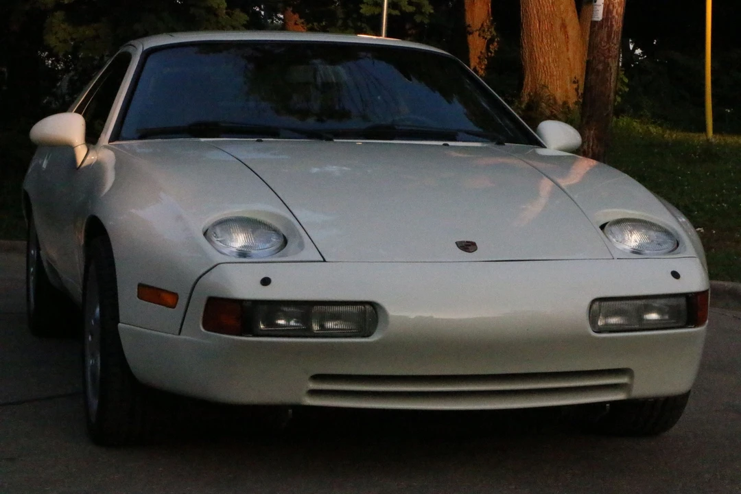1990 Porsche 928 S4 - Image 26 of 31