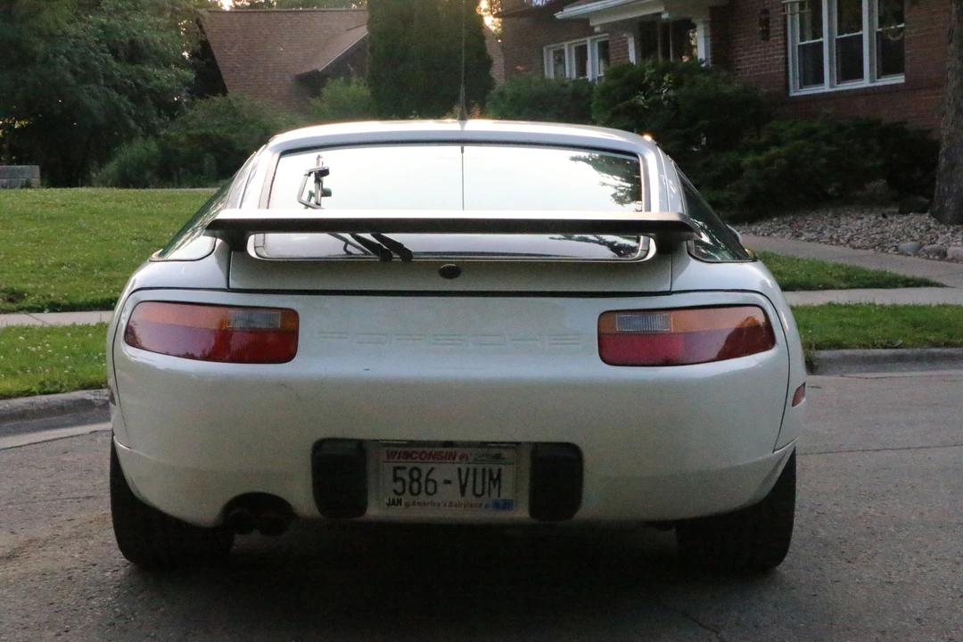 1990 Porsche 928 S4 - Image 27 of 31