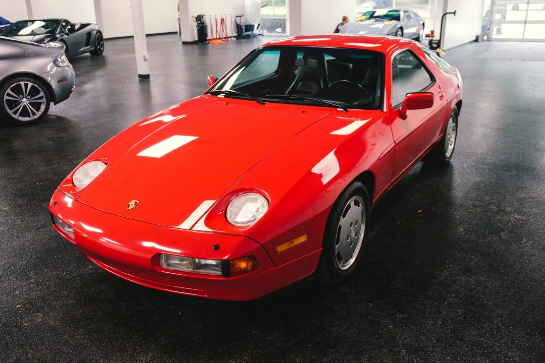 1987 Porsche 928 S4 - Image 14 of 31