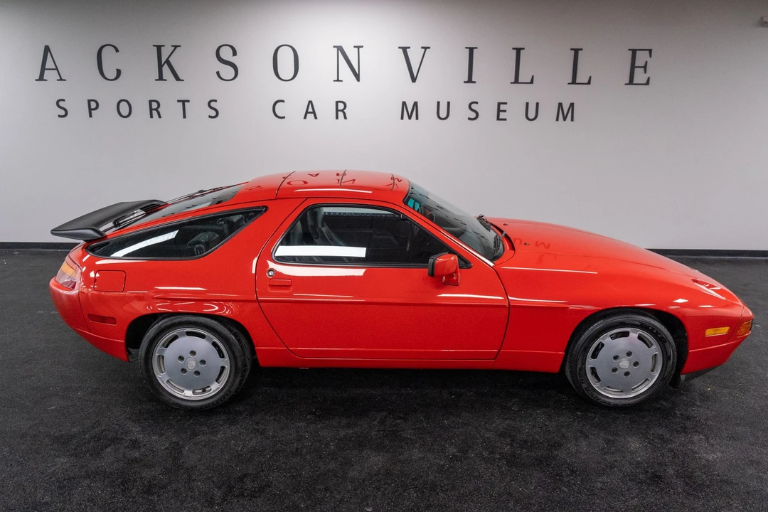 1987 Porsche 928 S4 - Image 18 of 31