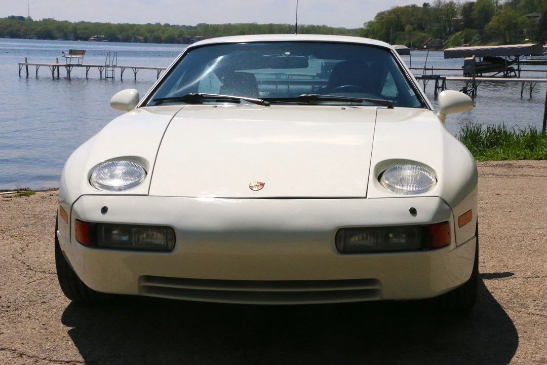 1990 Porsche 928 S4 - Image 22 of 31