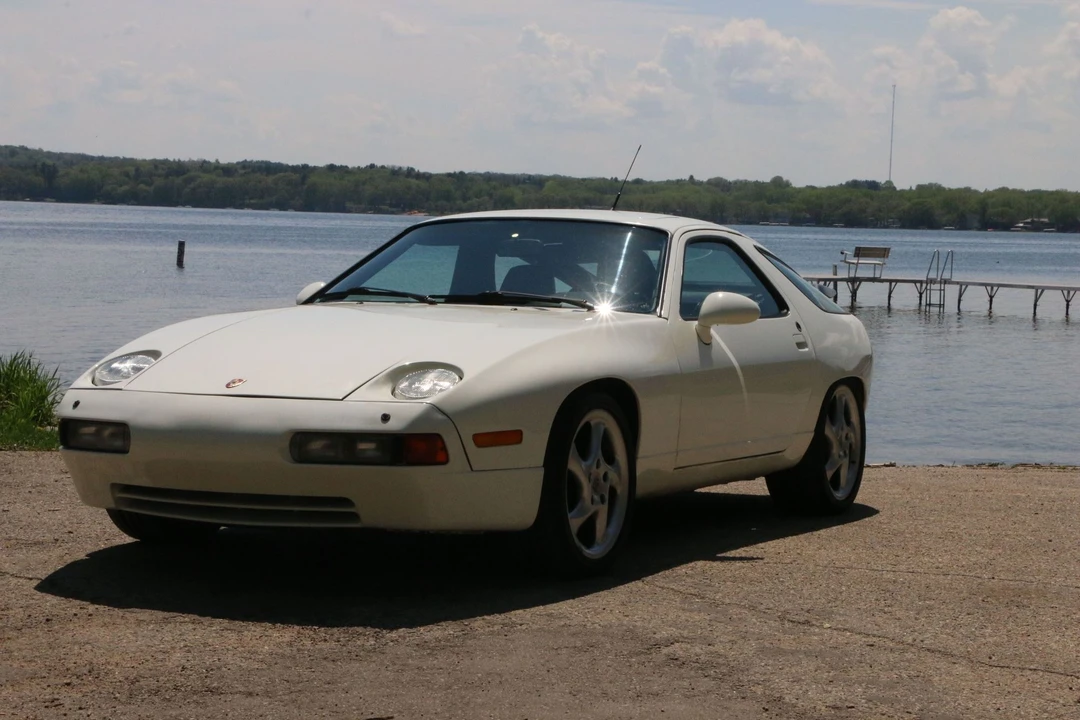 1990 Porsche 928 S4 - Image 16 of 31