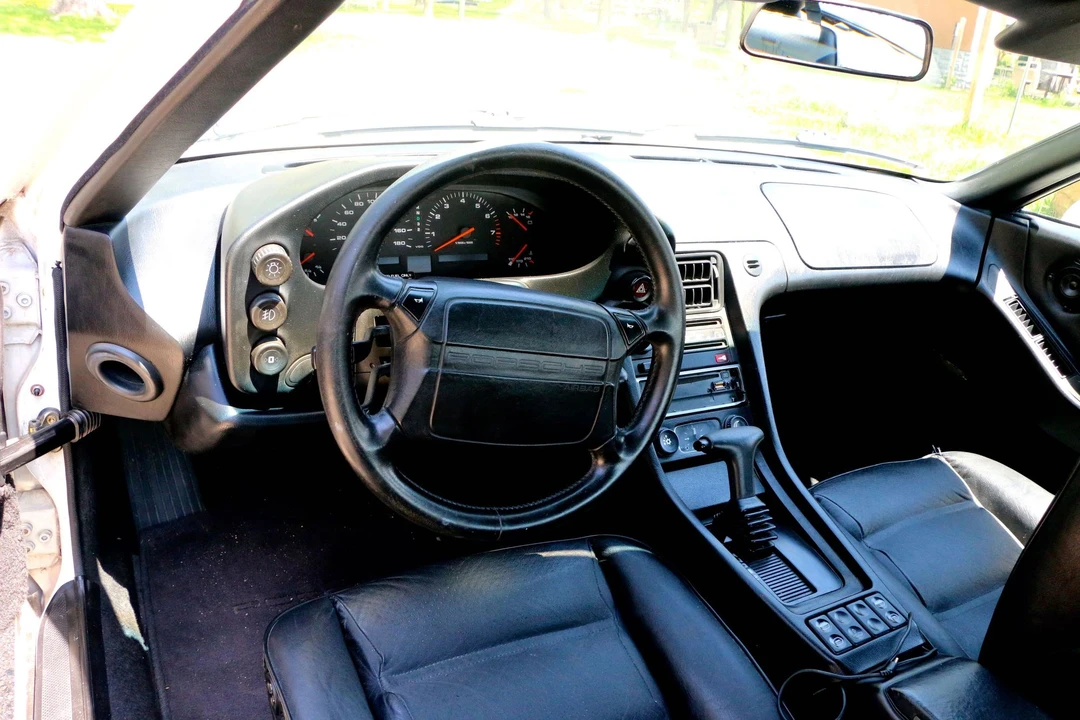 1990 Porsche 928 S4 - Image 21 of 31