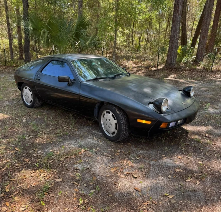 1981 Porsche 928 - Image 4 of 9