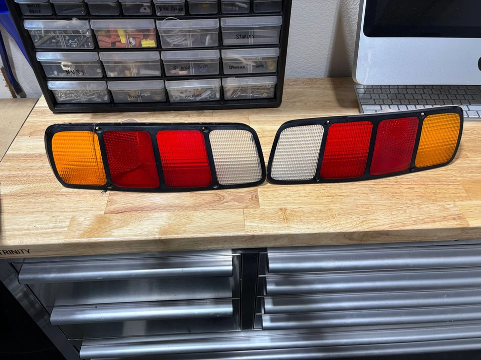 1983 Parts & Memorabilia Bodywork - Image 2 of 3