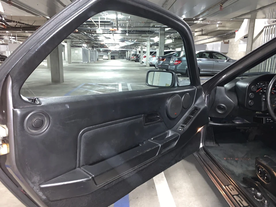 1985 Porsche 928 S - Image 14 of 19
