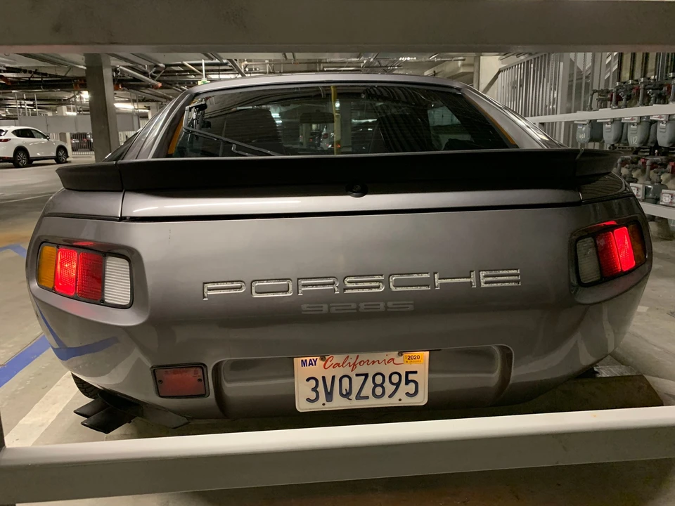 1985 Porsche 928 S - Image 7 of 19