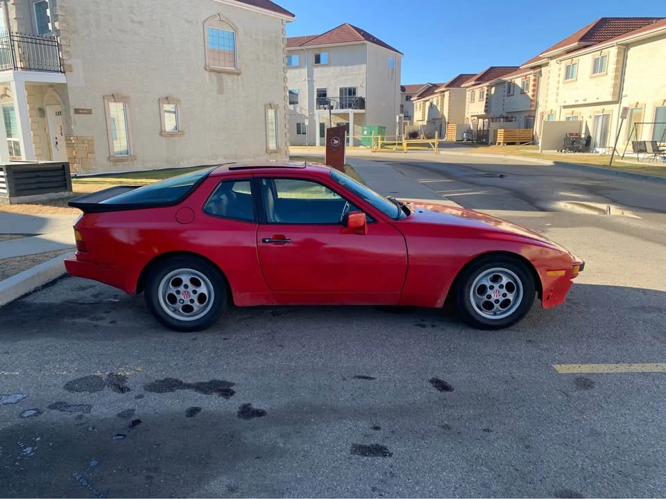 1987 Porsche 944 - Image 2 of 9