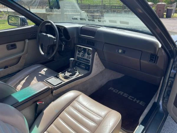 1983 Porsche 944 - Image 5 of 16
