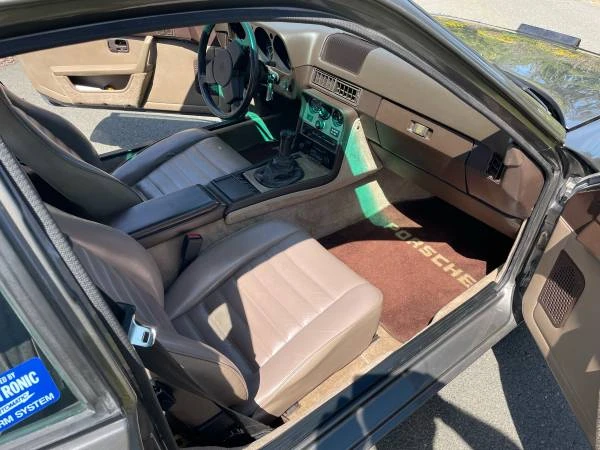 1983 Porsche 944 - Image 13 of 16