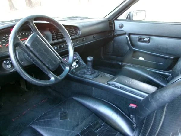 1985 Porsche 944 - Image 7 of 7