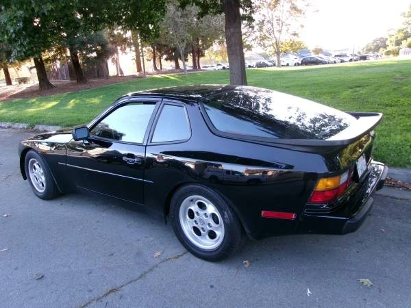 1985 Porsche 944 - Image 3 of 7