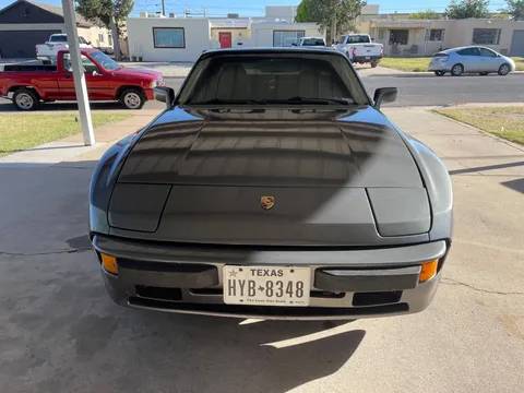 1985 Porsche 944