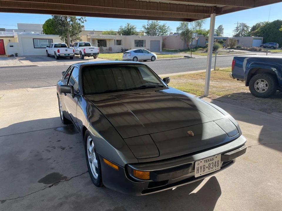 1985 Porsche 944 - Image 13 of 15